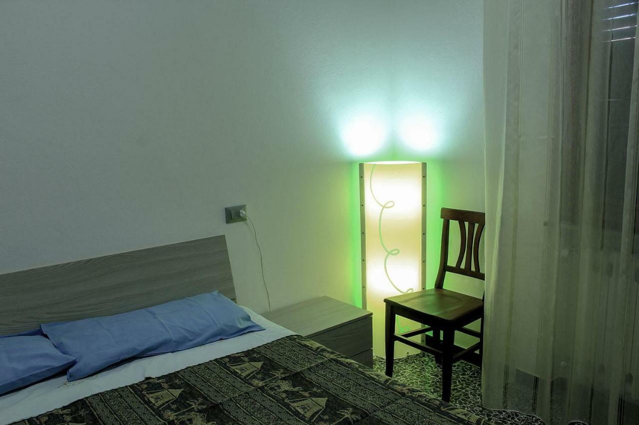 La Tinaia Apartment Castiglion Fiorentino Luaran gambar